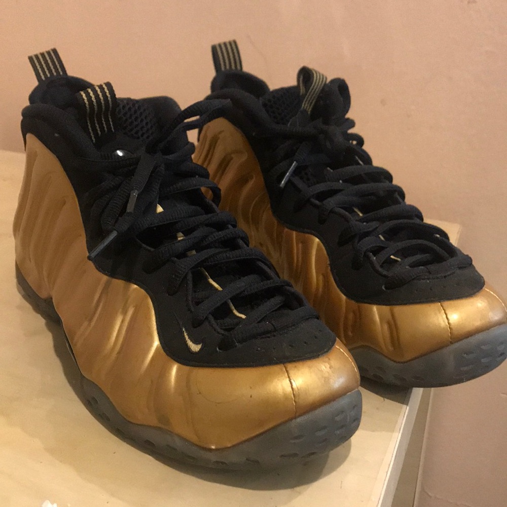 Nike foamposits